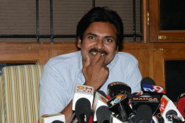 Pawan Kalyan Press Meet About Sardaar Gabbar Singh